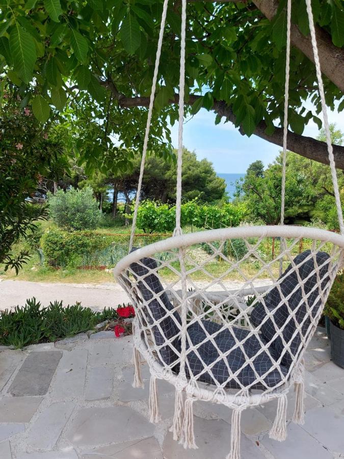 Lovely Apartment Omis Exterior photo