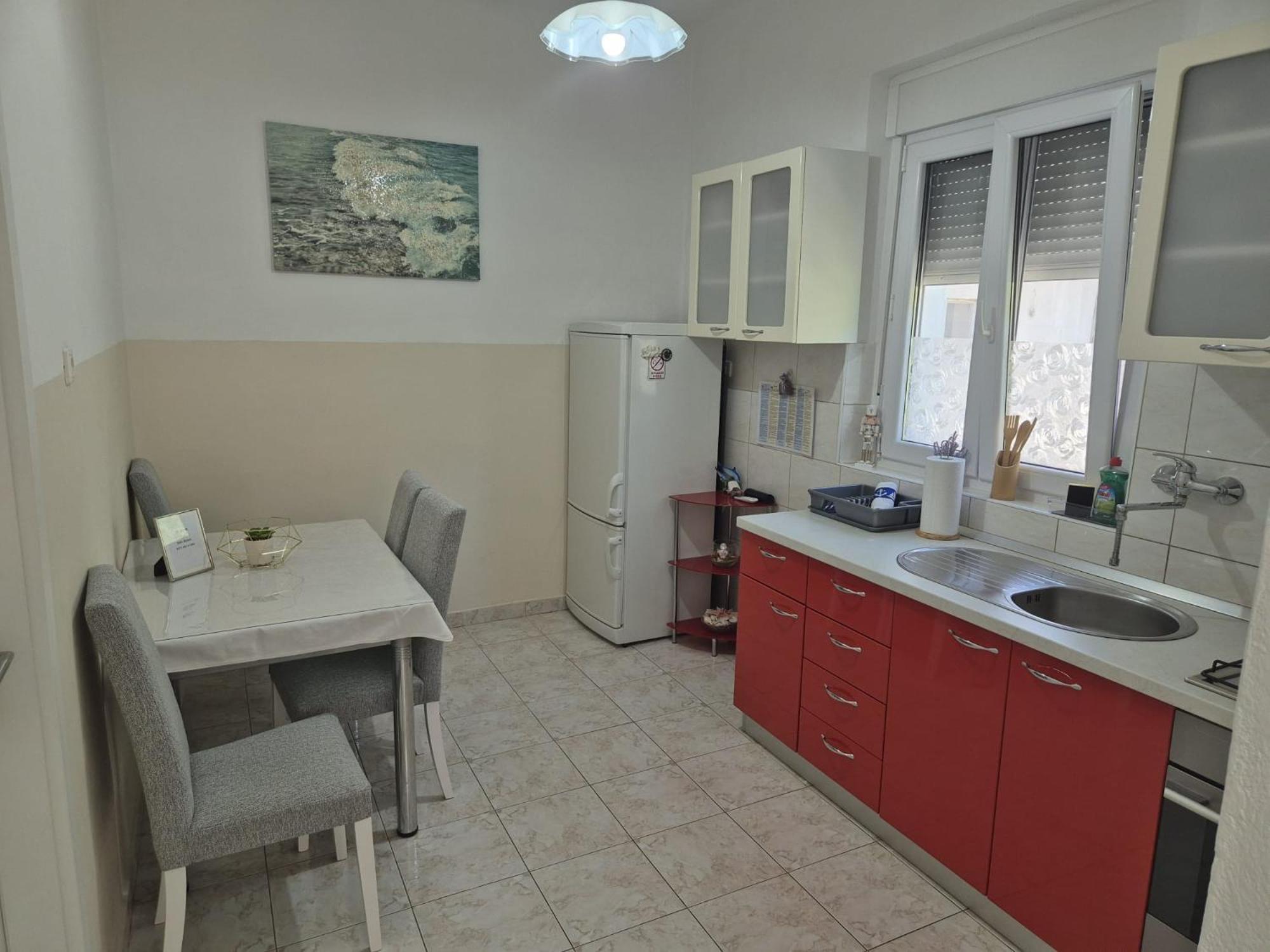 Lovely Apartment Omis Exterior photo